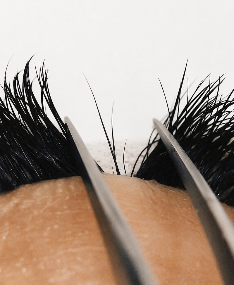 Lash Allergies, Irritation or Normal Lash Shedding